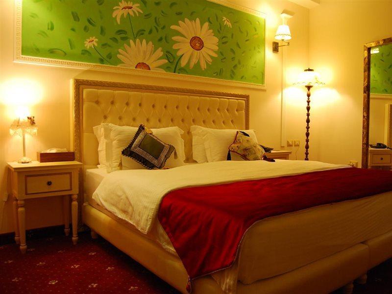 2 Kitarrat Boutique Hotel & Spa Дуррес Экстерьер фото