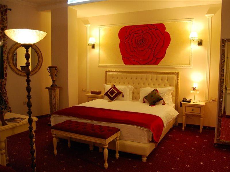 2 Kitarrat Boutique Hotel & Spa Дуррес Экстерьер фото
