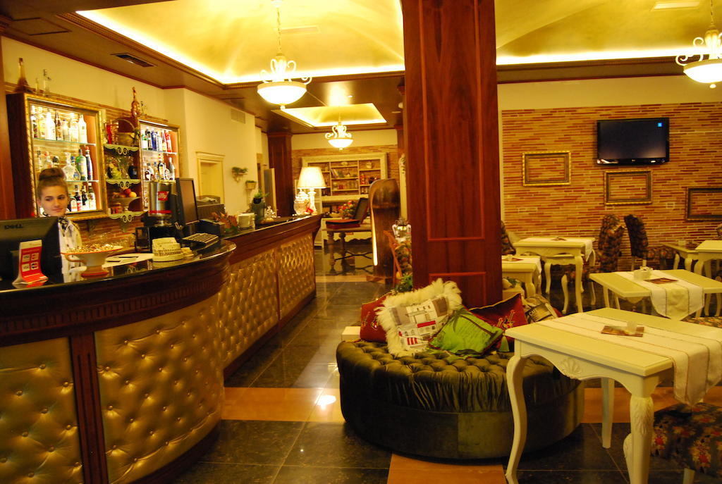 2 Kitarrat Boutique Hotel & Spa Дуррес Экстерьер фото