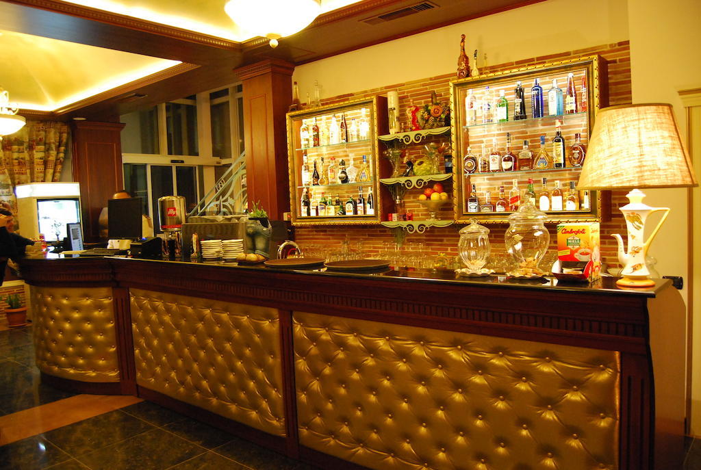 2 Kitarrat Boutique Hotel & Spa Дуррес Экстерьер фото