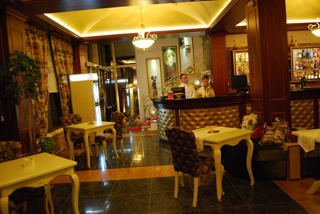 2 Kitarrat Boutique Hotel & Spa Дуррес Экстерьер фото