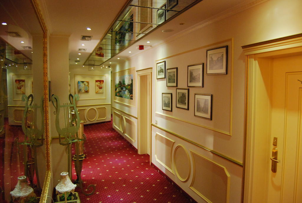 2 Kitarrat Boutique Hotel & Spa Дуррес Экстерьер фото