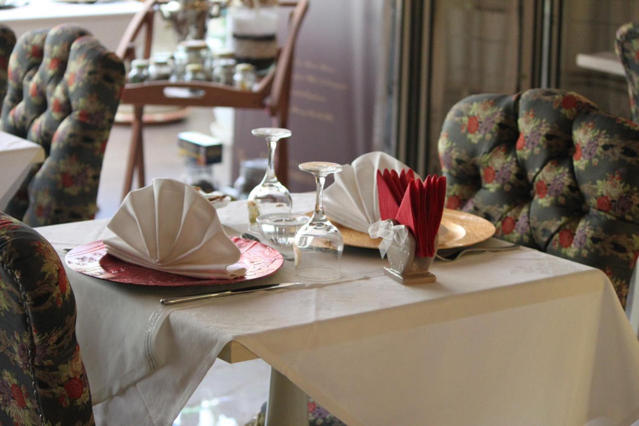 2 Kitarrat Boutique Hotel & Spa Дуррес Экстерьер фото